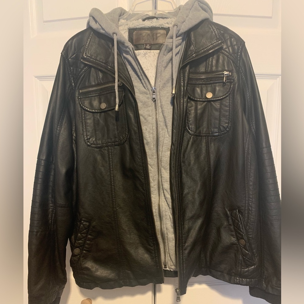 Womens YMI coat, size 2x, black outside, grey on the inside